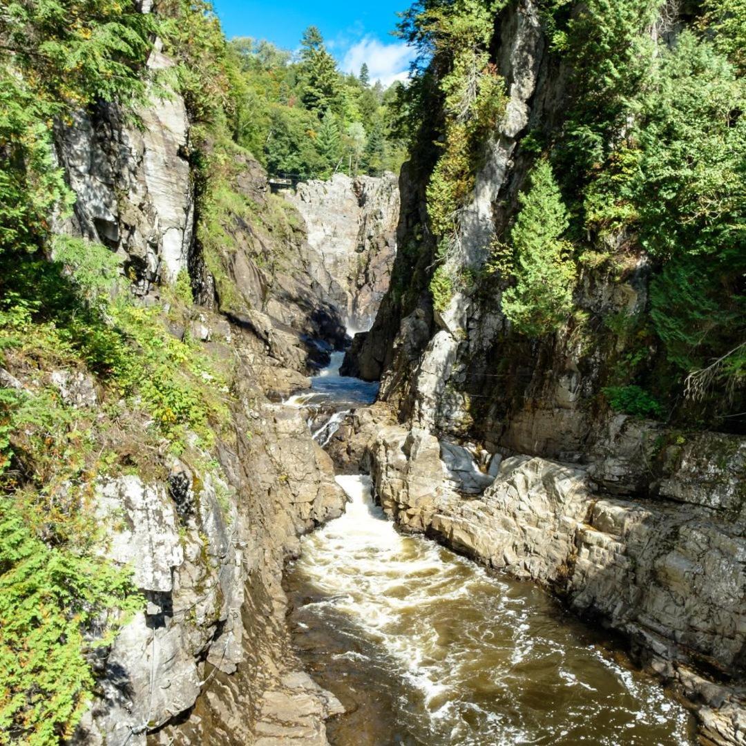 Initial - Escapade - Chutes-Montmorency Boischatel Екстер'єр фото